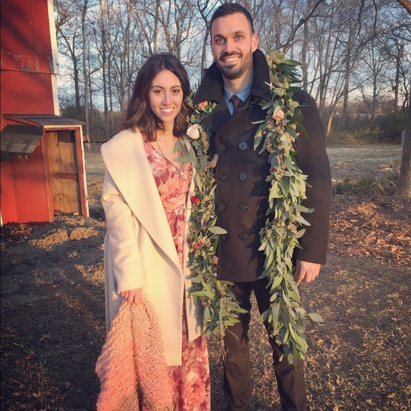 Meet Your Posher 💁🏻‍♀️ - Picture 3 of 6